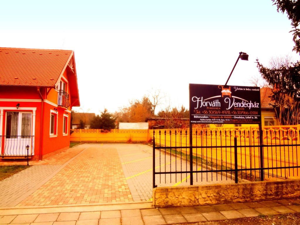 Hotel Horvath Vendeghaz Orosháza Zewnętrze zdjęcie