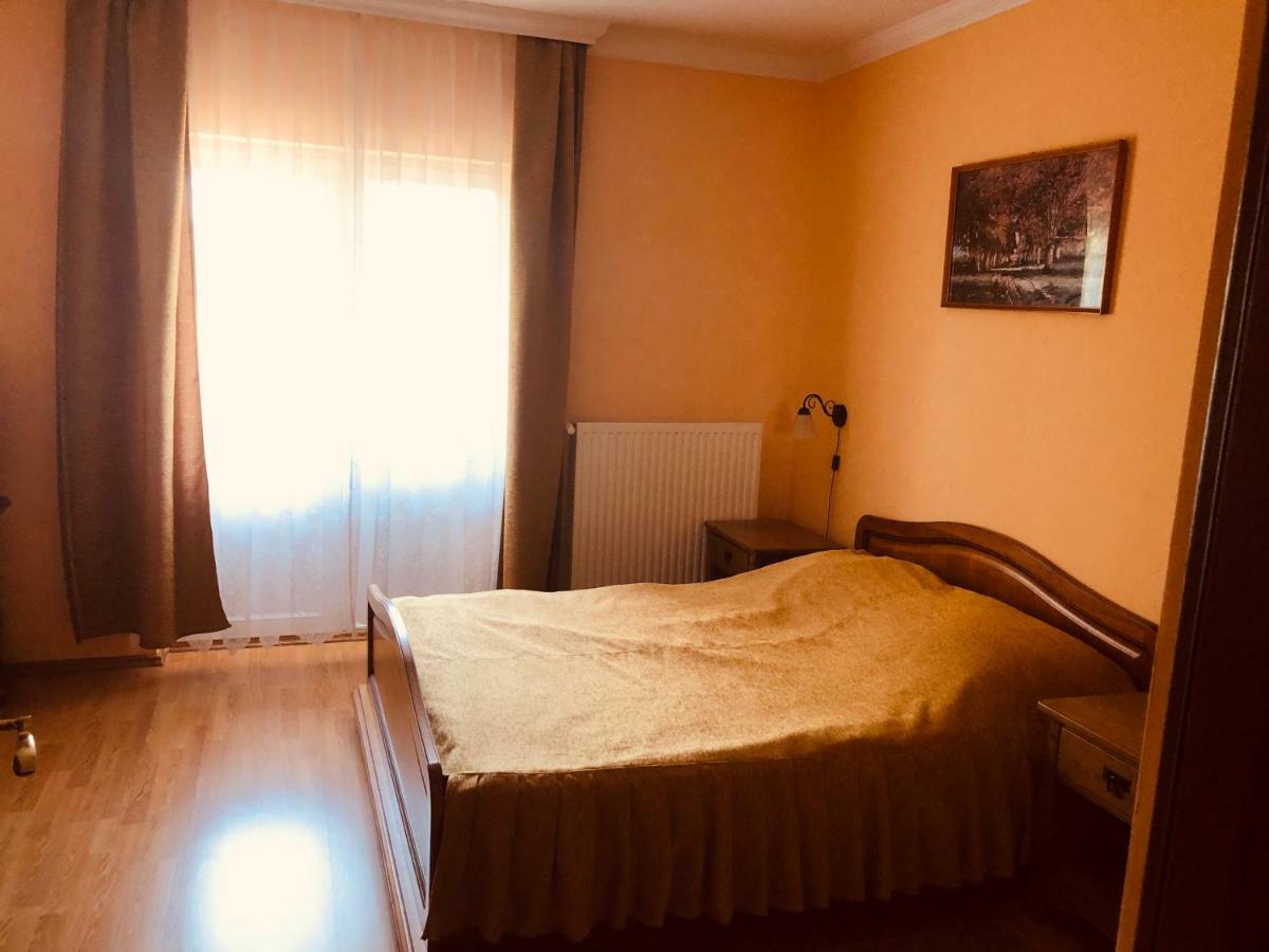 Hotel Horvath Vendeghaz Orosháza Zewnętrze zdjęcie